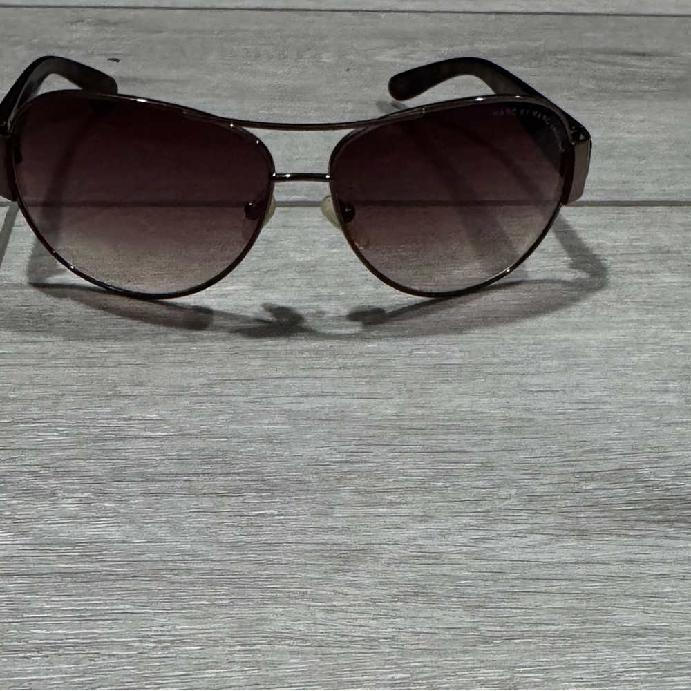 Marc Jacobs Aviators Mint Condition - image 2